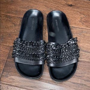 Kendall + Kylie Shiloh Chain Link Platform Slides